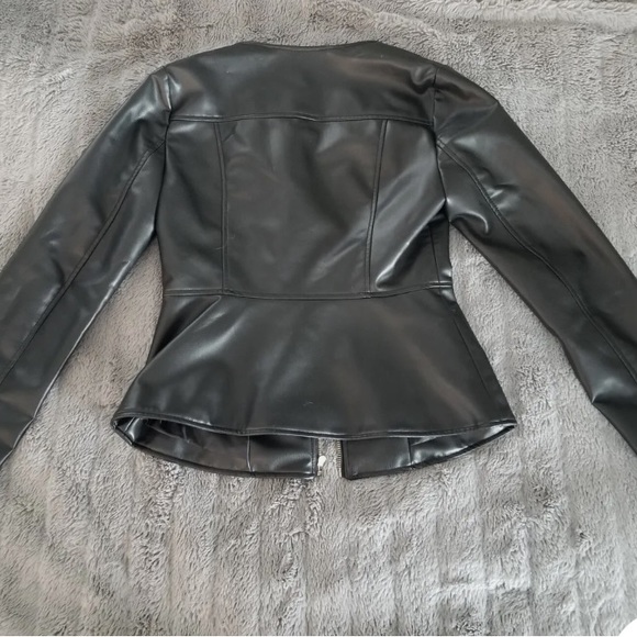 Zara leather jacket - Picture 3 of 11